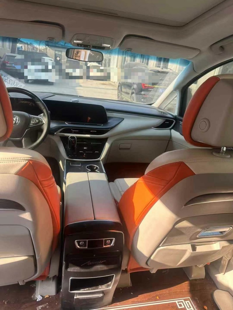 青岛21年别克GL86