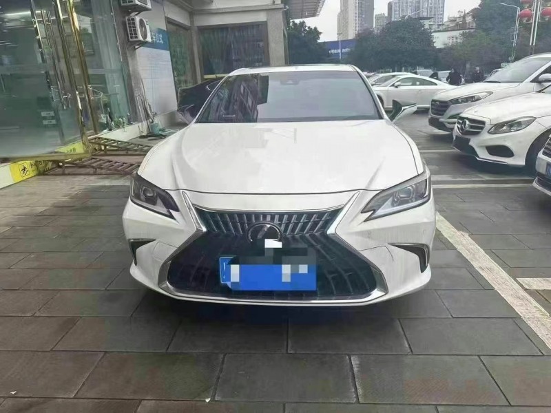 重慶22年雷克薩斯ES1