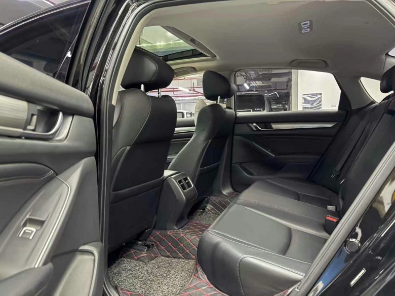 广州22年本田雅阁6