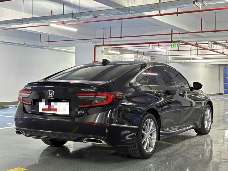 广州22年本田雅阁8