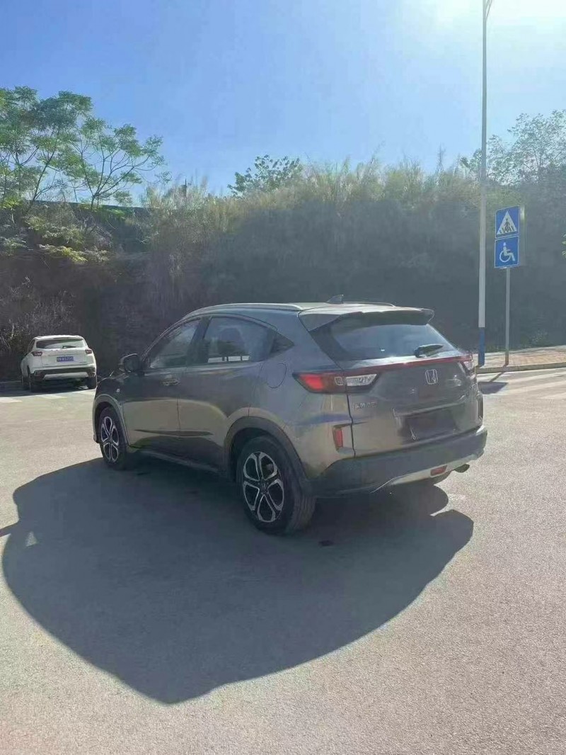 徐州16年本田XRV7