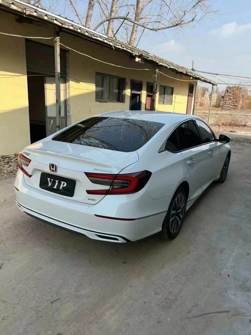 菏泽22年本田雅阁8