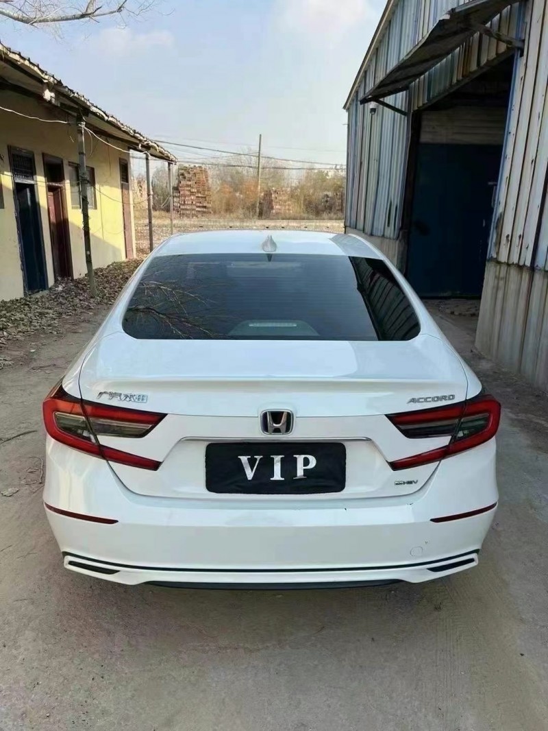 菏泽22年本田雅阁9