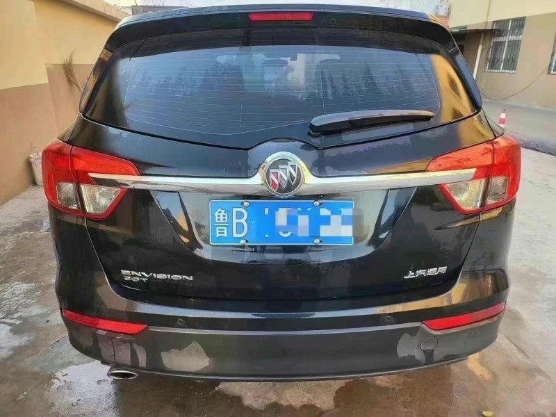 济宁16年别克昂科威2