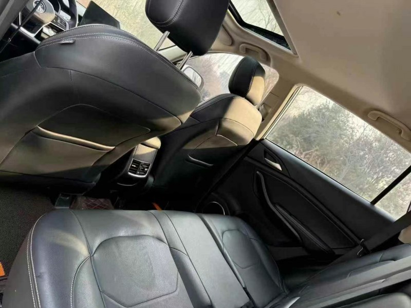 济宁21年比亚迪宋4