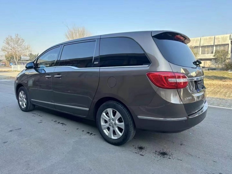 济宁15年别克GL85