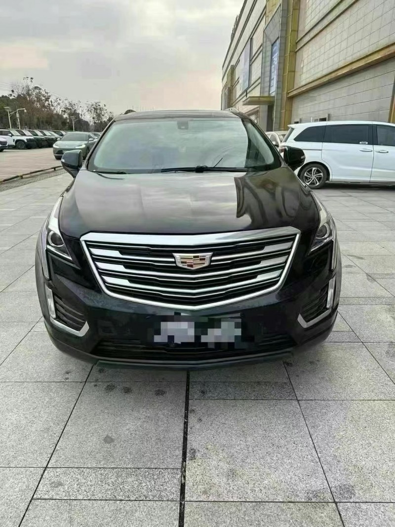 枣庄18年凯迪拉克XT51