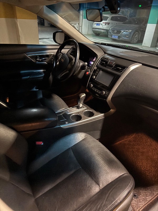 濰坊15年日產天籟3
