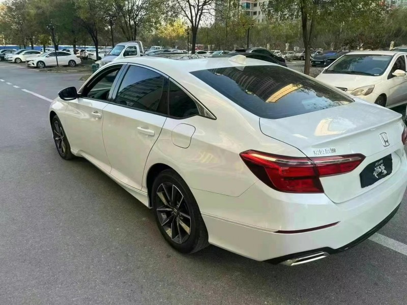 新乡23年本田英诗派9