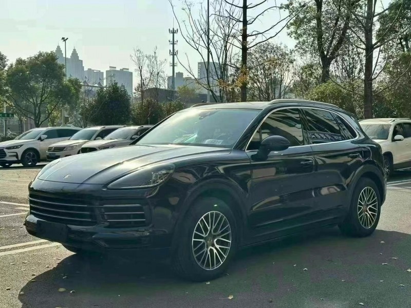 邵阳19年保时捷卡宴3