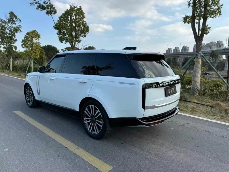 广州24年路虎揽胜行政5