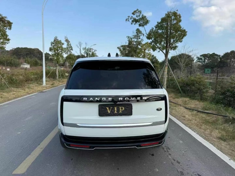 广州24年路虎揽胜行政9