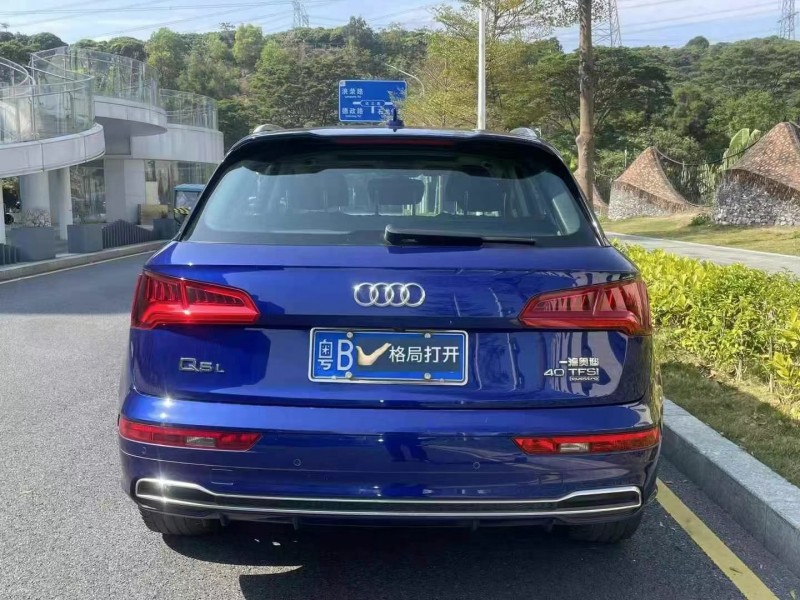 广州19年奥迪Q58