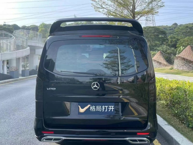 广州24年奔驰威霆9