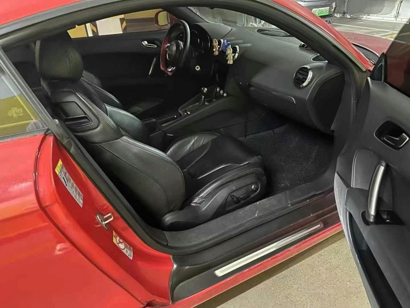 广州11年奥迪TT7