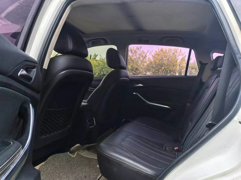 广州19年比亚迪宋9