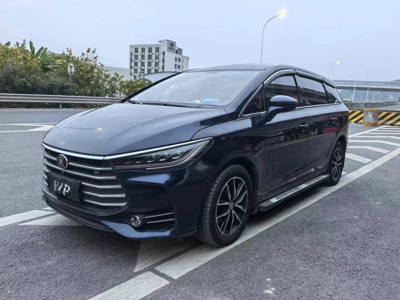 广州18年比亚迪宋3