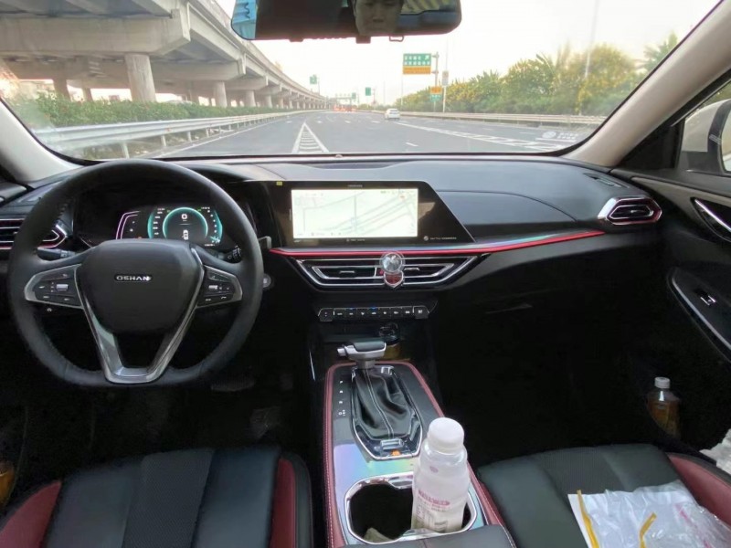 广州22年长安汽车欧尚9