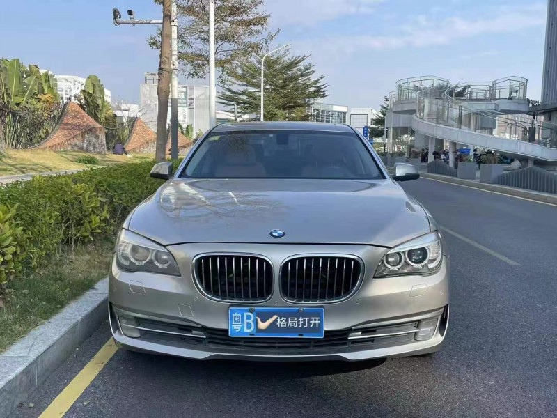 广州13年宝马7系1