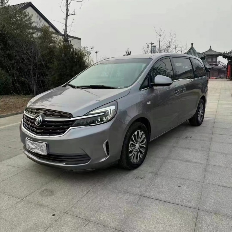 济宁21年别克GL82