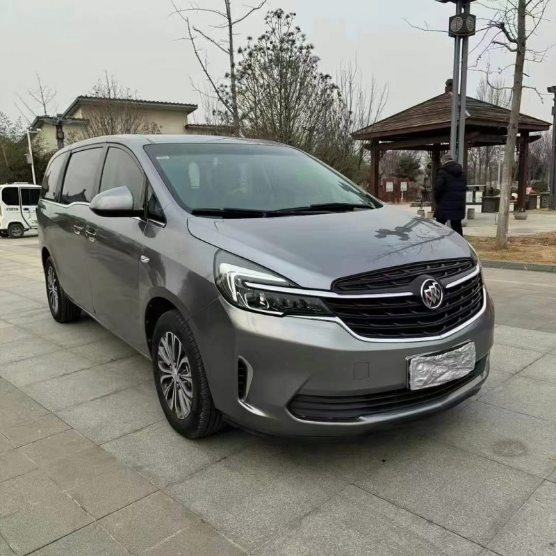 济宁21年别克GL83