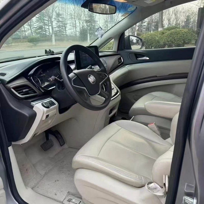 济宁21年别克GL88