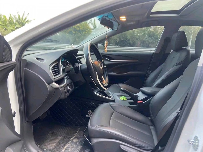 广州22年别克英朗9