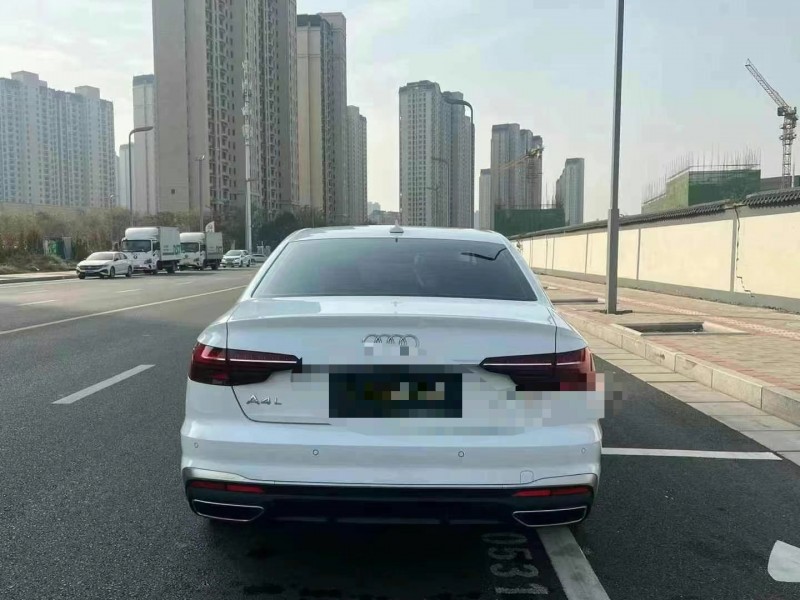 鄭州22年奧迪A4L9