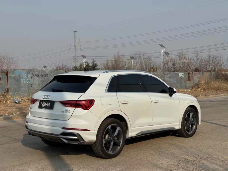 济宁23年奥迪Q37