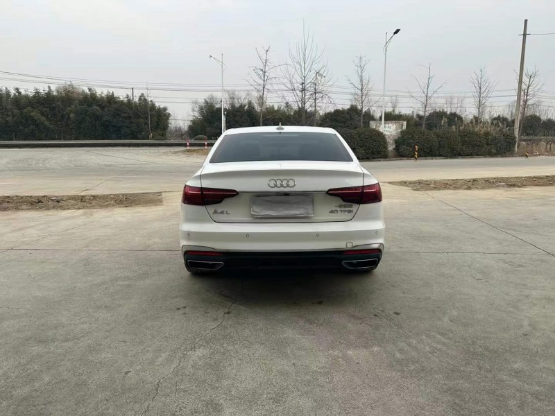徐州21年奥迪A4L9