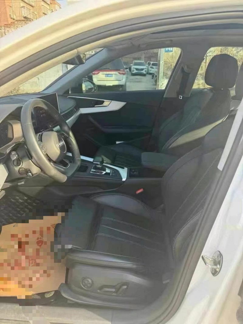 济宁22年奥迪A4L5