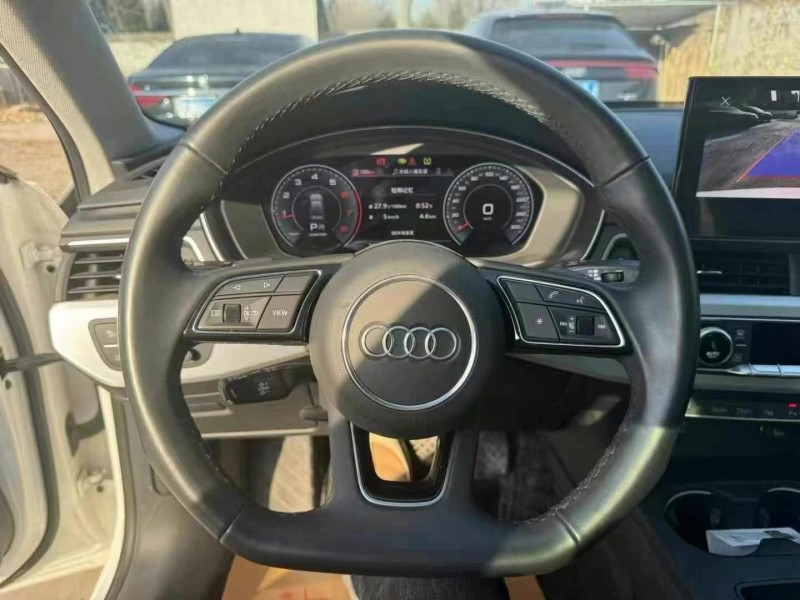 济宁22年奥迪A4L8