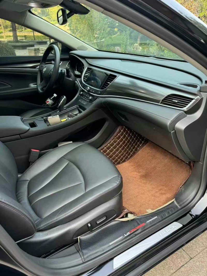 邢台20年别克君越7