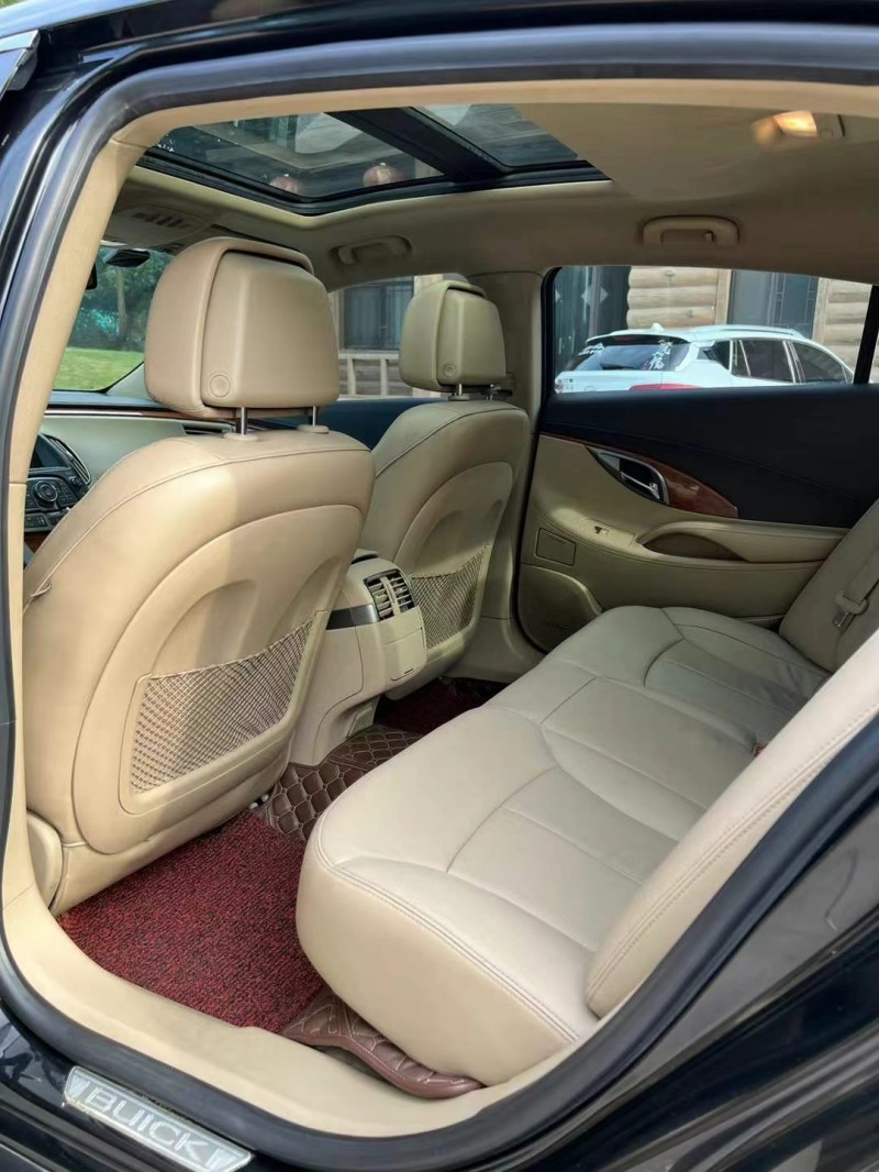 邢台13年别克君越6