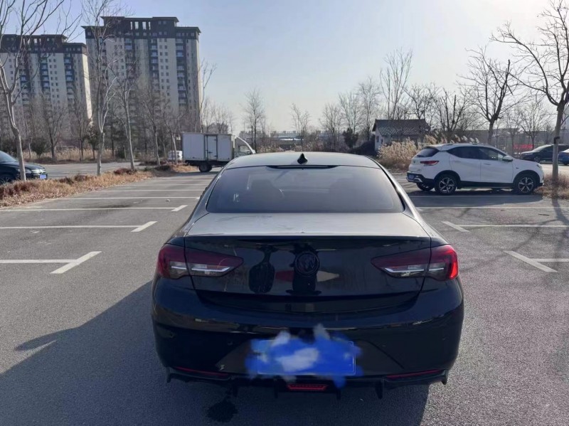 青岛19年别克君威3