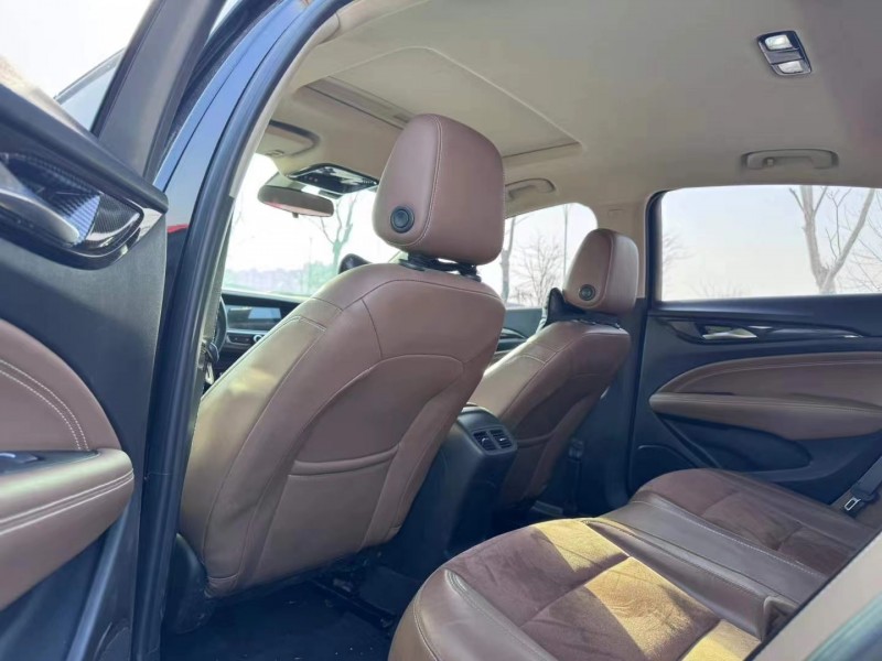 青岛19年别克君威5