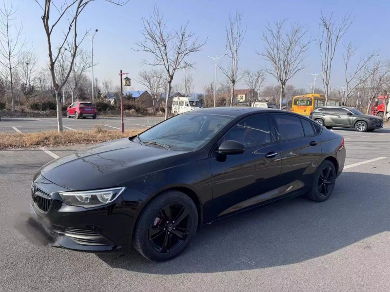 青岛19年别克君威6