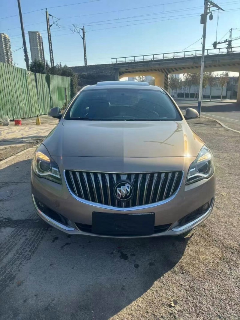 济宁16年别克君威1