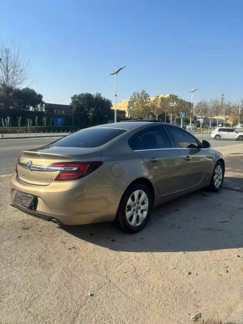 济宁16年别克君威6