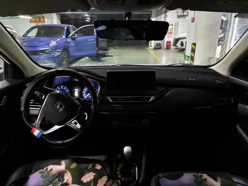 济宁18年长安汽车逸动2