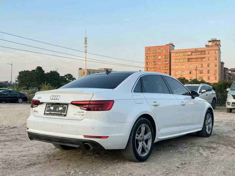 广州17年奥迪A4L8