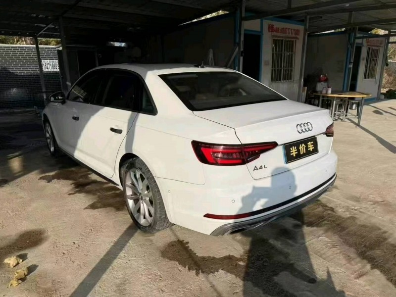 武汉22年奥迪A4L8