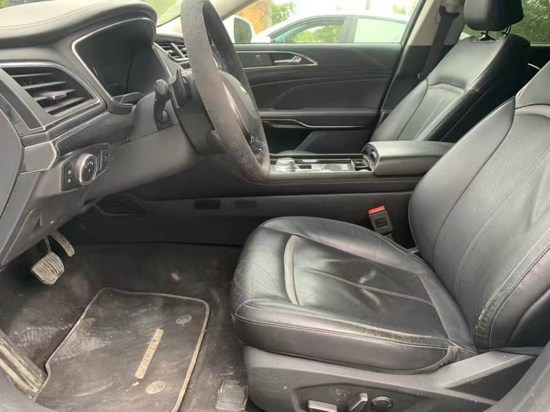 徐州16年福特金牛座7