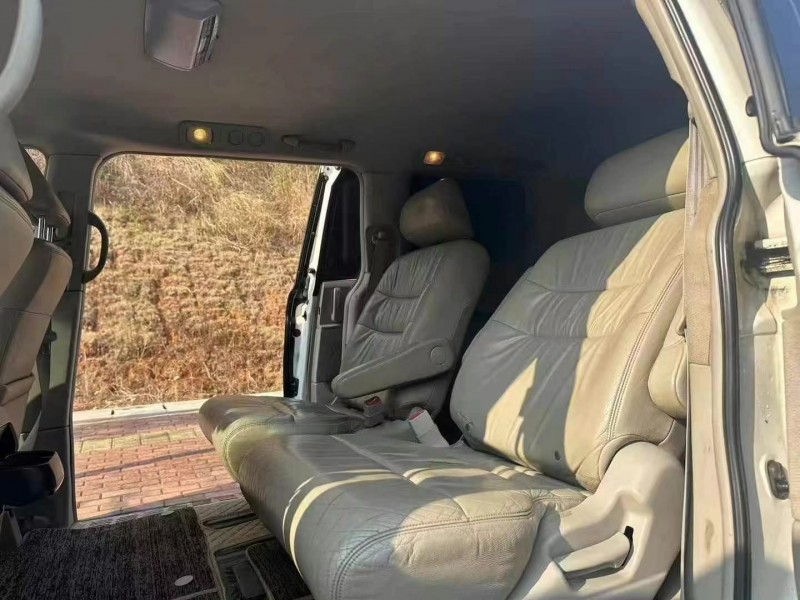 益阳13年本田艾力绅4