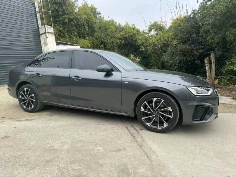 武汉23年奥迪A4L3