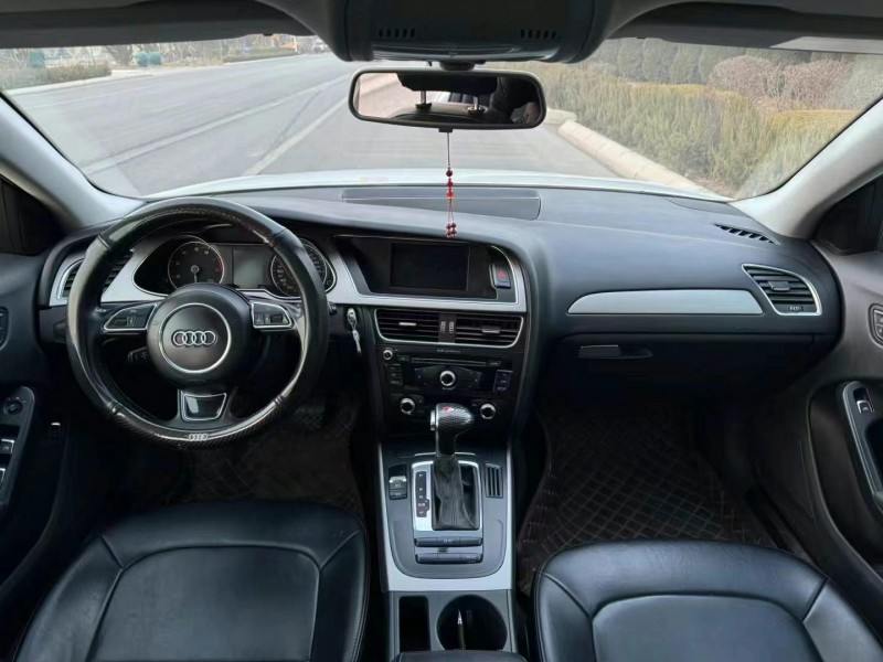 济宁14年奥迪A4L7