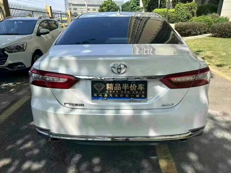 广州23年丰田凯美瑞7
