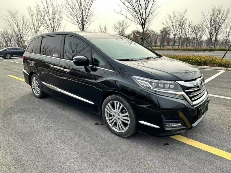 徐州19年本田艾力绅8