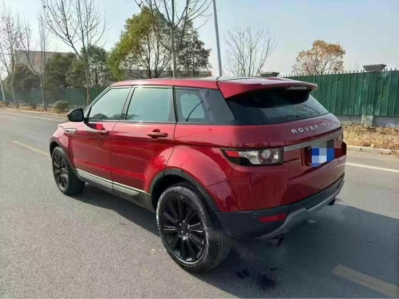 盐城16年路虎极光5