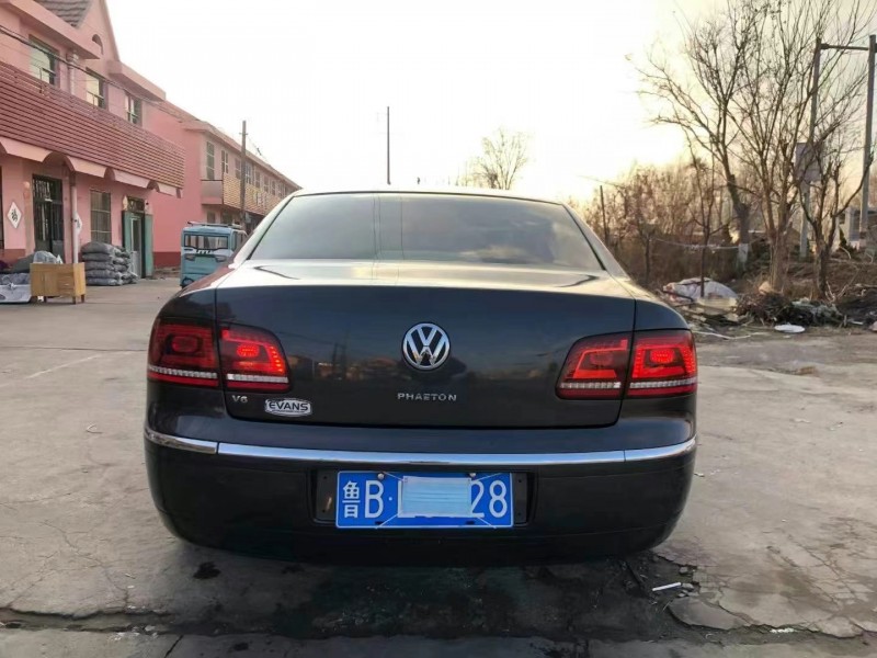 泰安13年大眾輝騰3